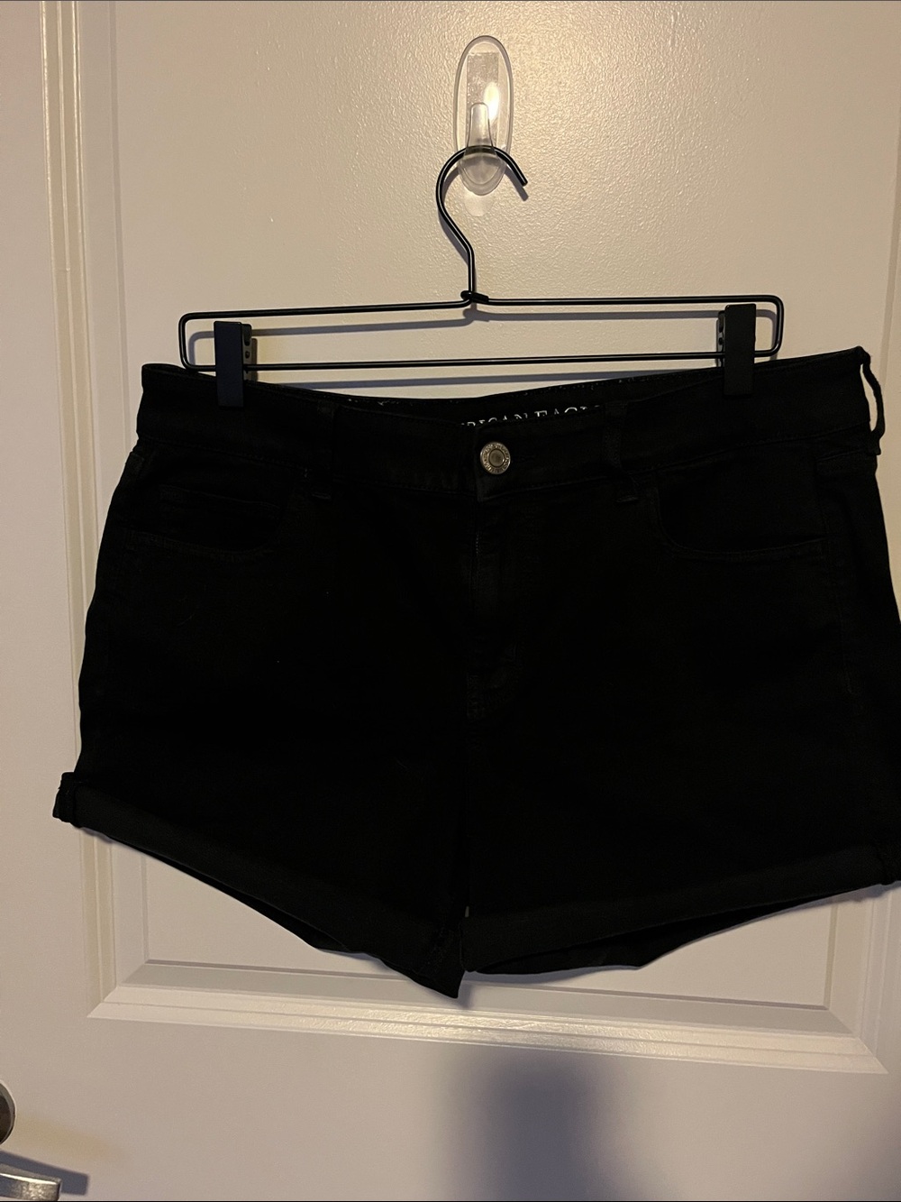 American Eagle Midi Black Jean Short AEO Twill - Rolled Hem